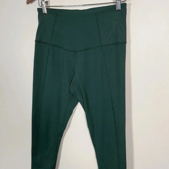 ‼️ 50% OFF ‼️🌟⭐️✨CLEARANCE SALE ✨⭐️🌟  ZELLA | DARK GREEN 7/8 LEGGING - Picture 2 of 9